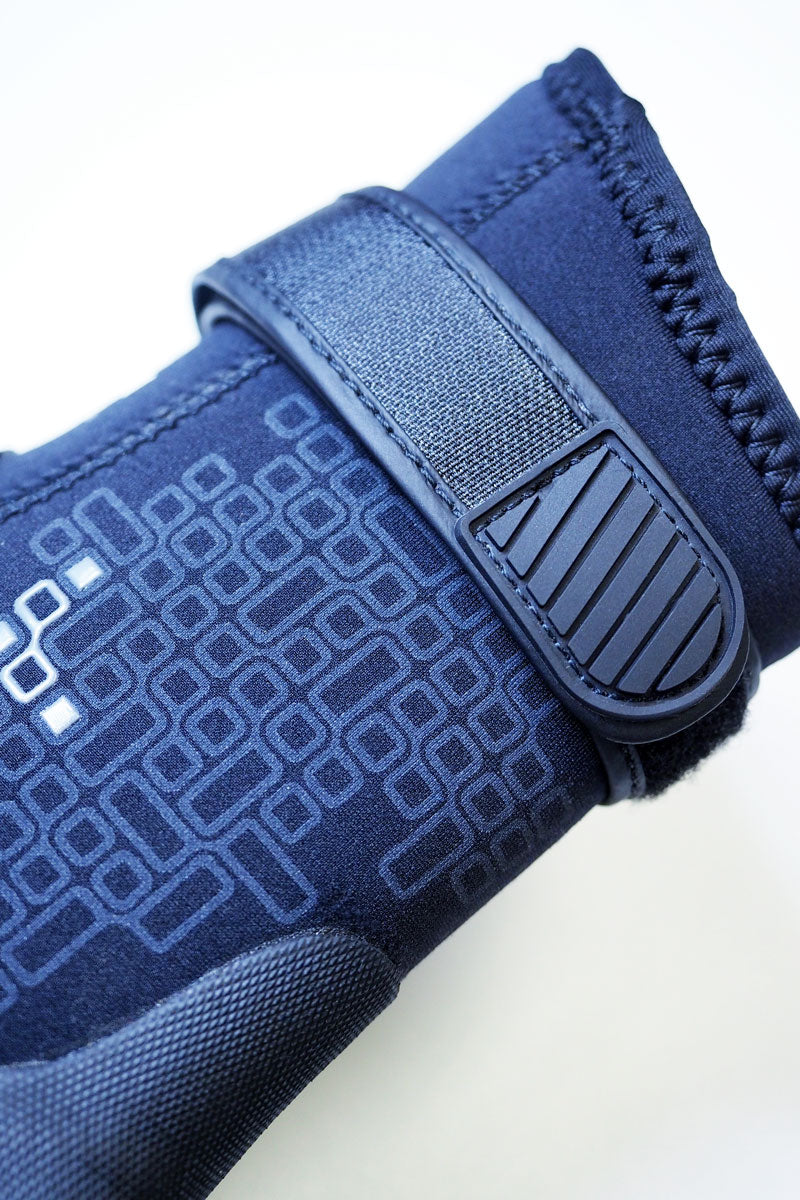 Zipperless Boot Flex